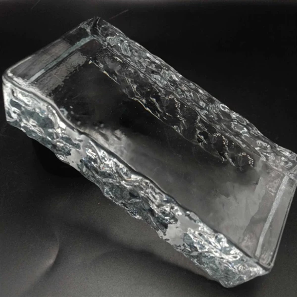 Glass Brick-Ice Crystal Pattern Hot Melt Brick Side Right Angle
