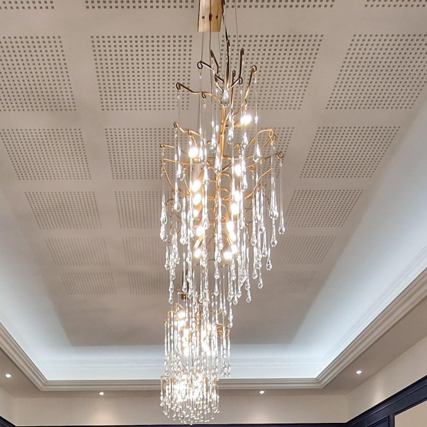 CHEZ Crystal chandelier 2