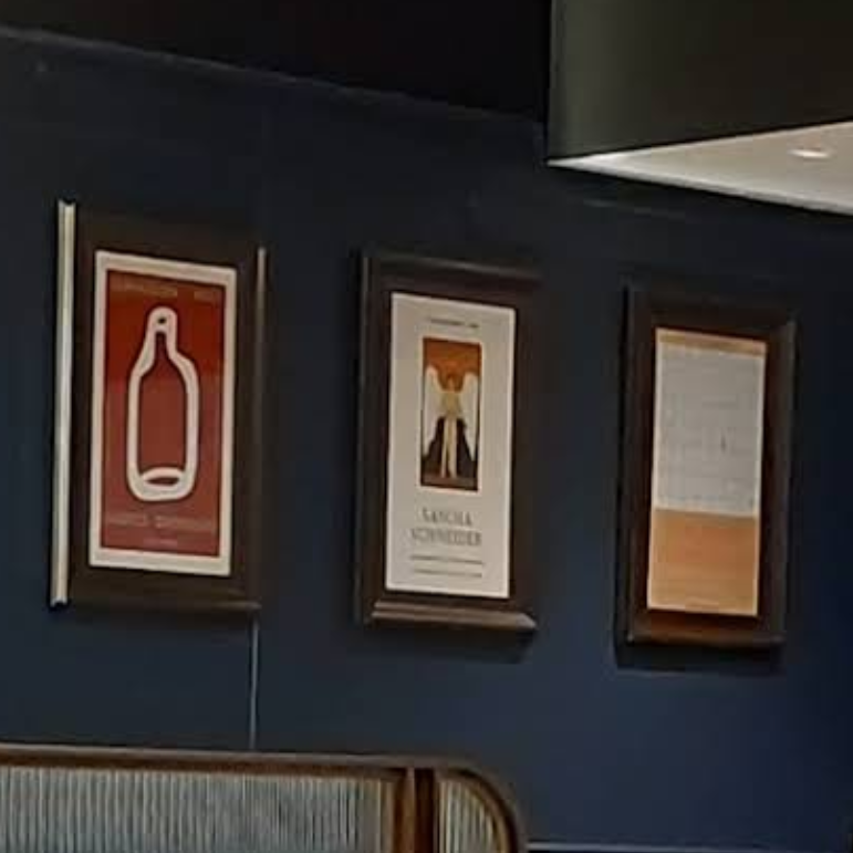 CHEZ Minimalist paintings 1
