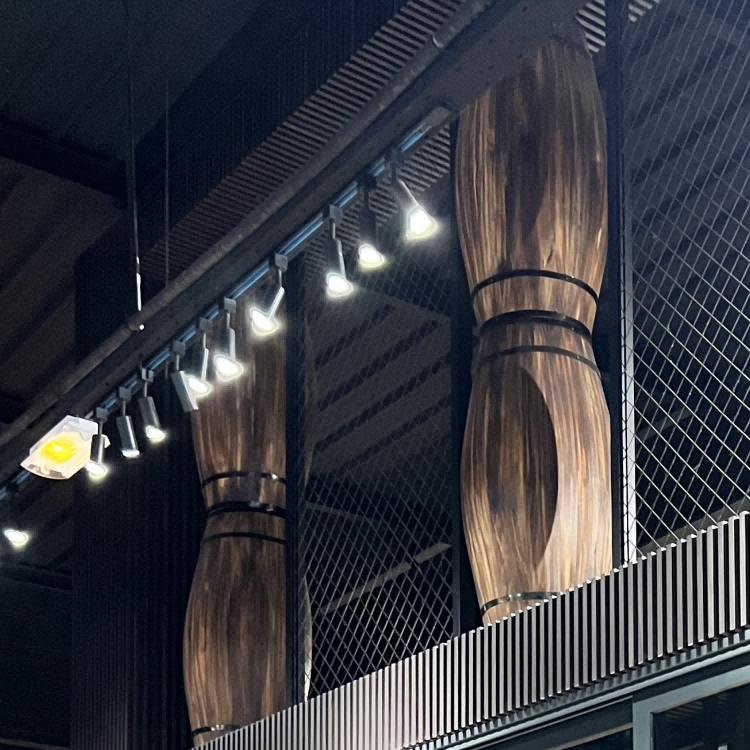 CHEZ Oak barrel
