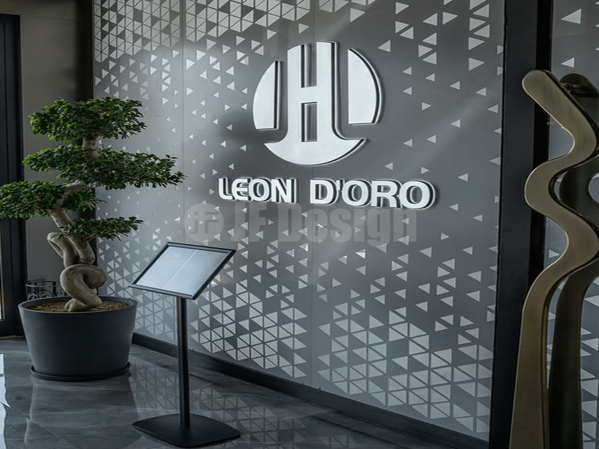 Leon D'ORO12